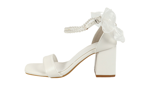 Women's Summer White Bow Pearl Chain Decoration Open Toe Square Head Thick Heel Sandals Elegant Style