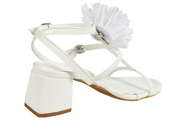 Women's Floral Decoration T-Strap Square Heel Sandals Holiday Style Summer White High Heel Sandals