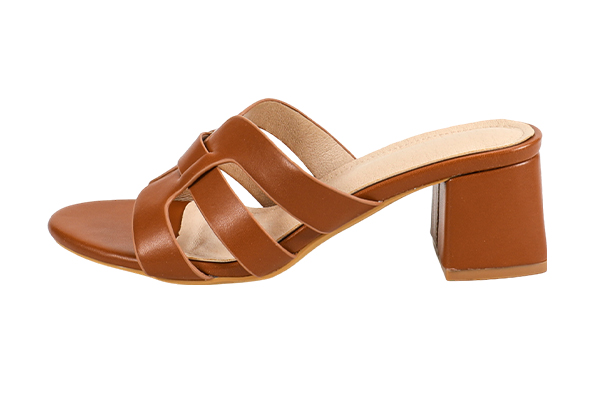 Women's Summer Brown Cross Strap Decoration Open Toe Round Head Thick Heel Sandals Simple Style